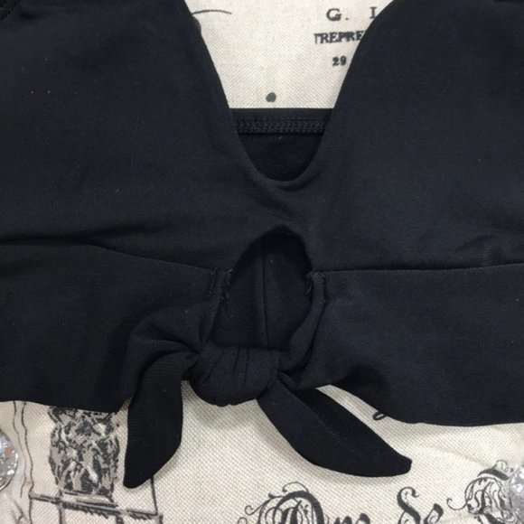 NWOT ROBIN PICCONE Ava Knot Front Bikini Top - Picture 5 of 6
